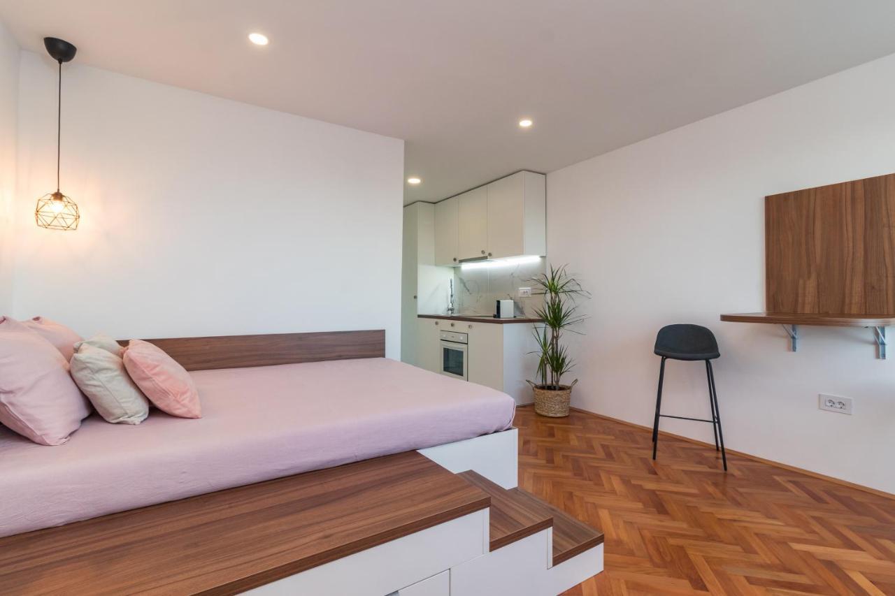 PUY Top Floor Modern Apartment With Incredible Views מראה חיצוני תמונה