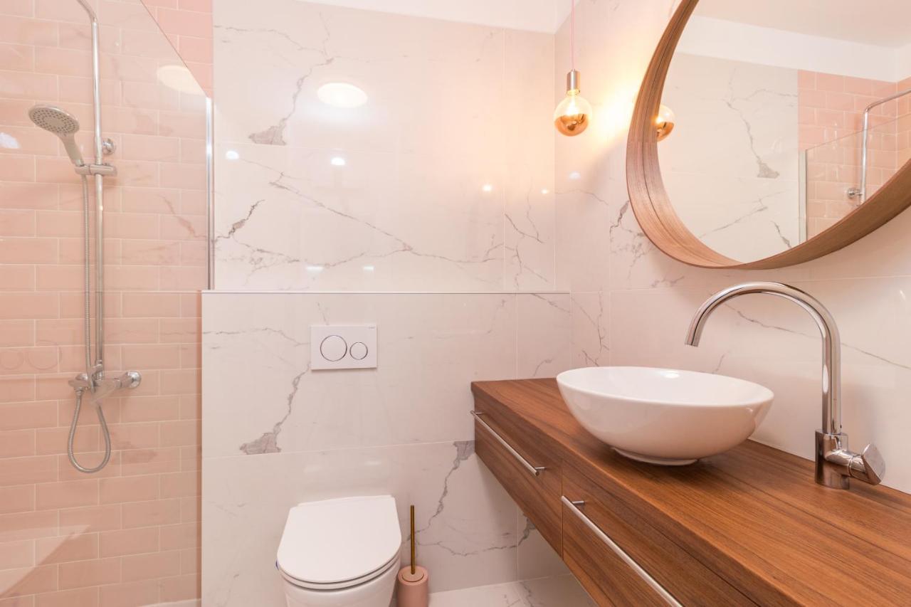 PUY Top Floor Modern Apartment With Incredible Views מראה חיצוני תמונה